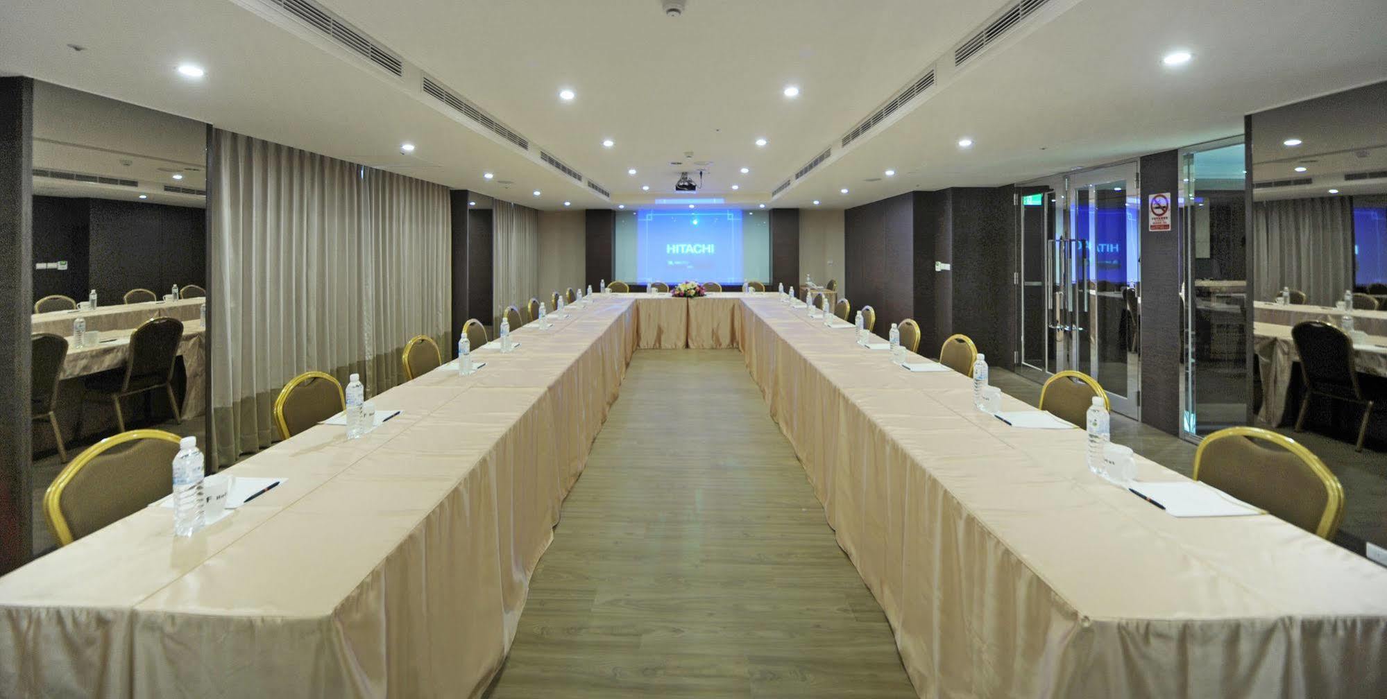 F Hotel - Hualien Exterior foto